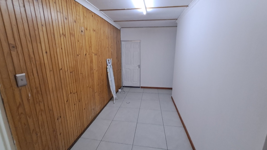 17 Bedroom Property for Sale in Universitas Free State